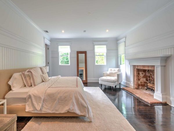 Southampton Vacation Home Six Bedroom with Pool