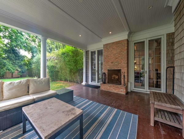 Southampton Vacation Home Six Bedroom with Pool