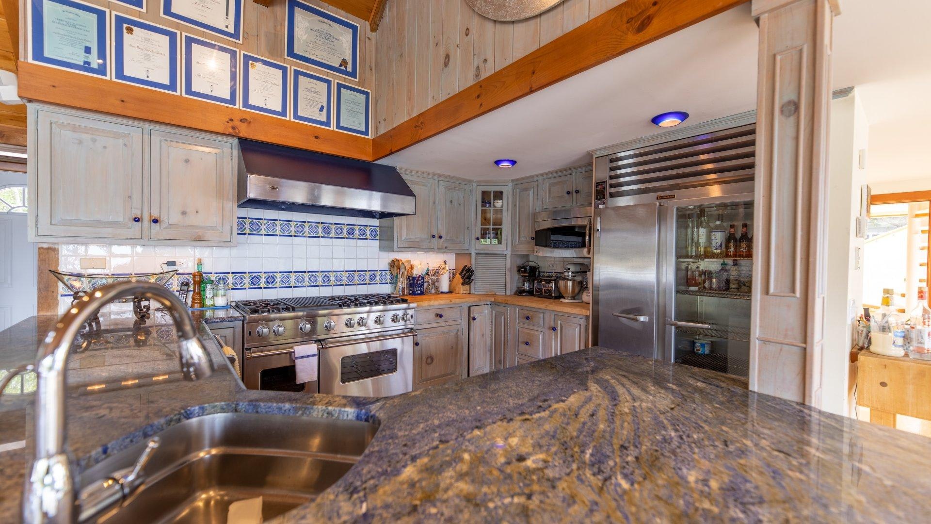Beautiful Hamptons Vacation Rental Home with Private Pool