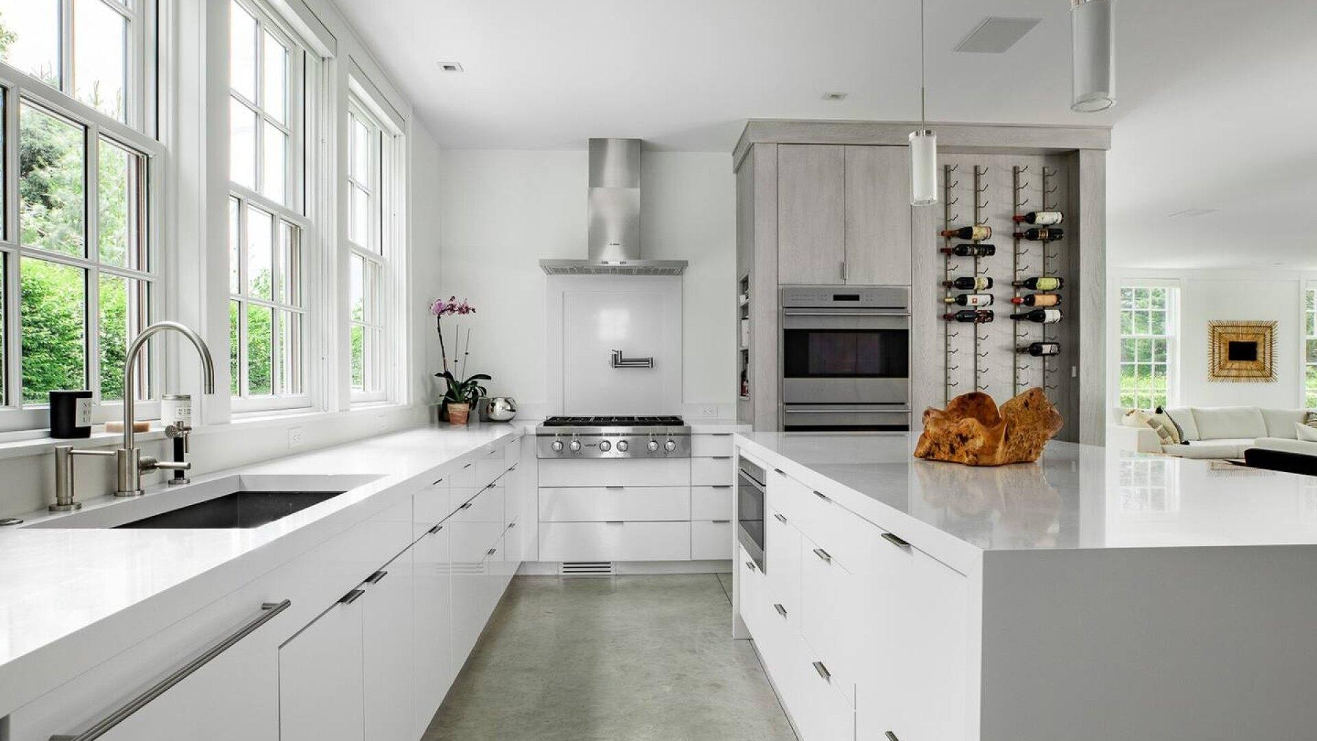 Beautiful Hamptons Vacation Rental Home with Private Pool