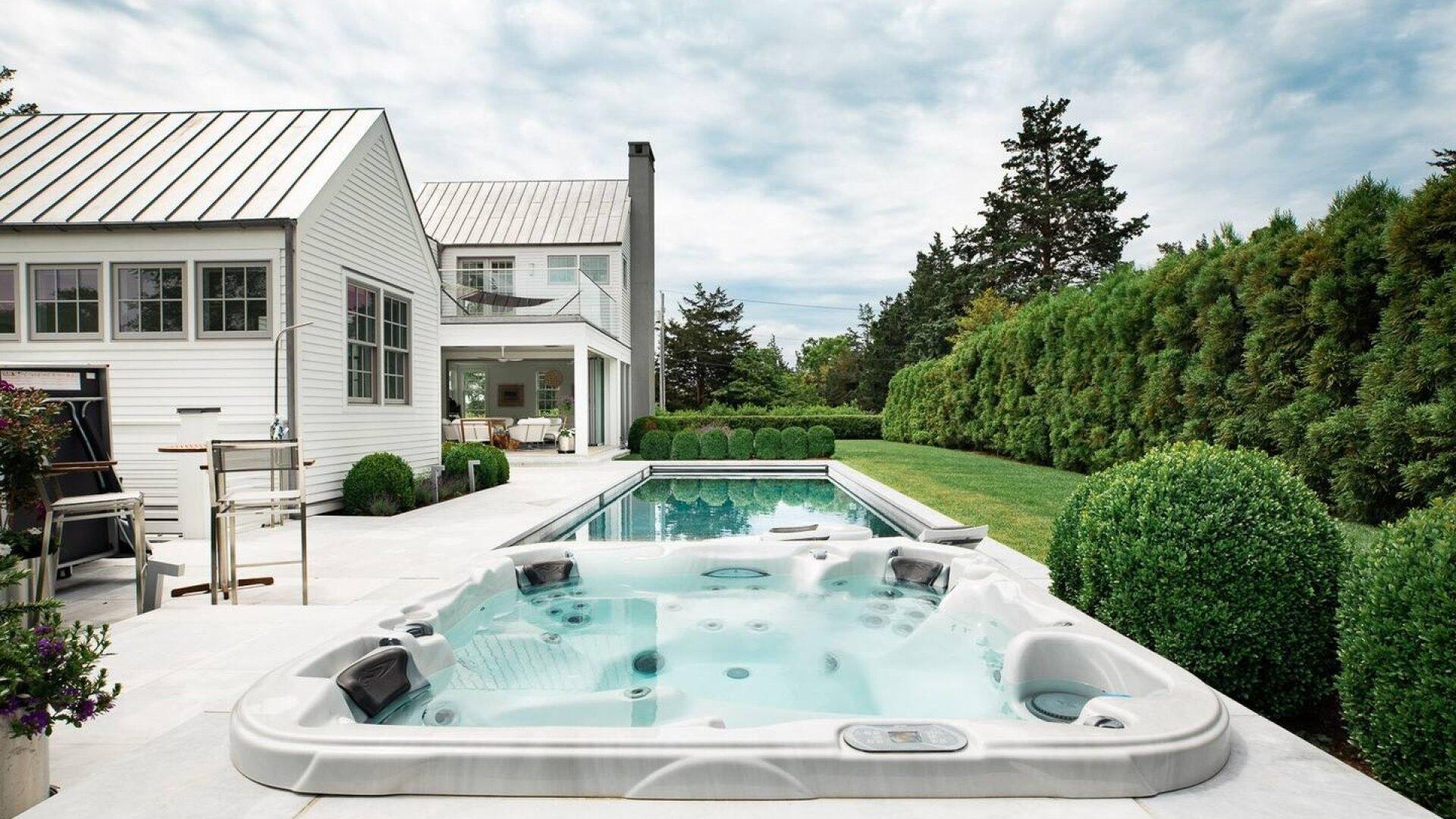 Beautiful Hamptons Vacation Rental Home with Private Pool