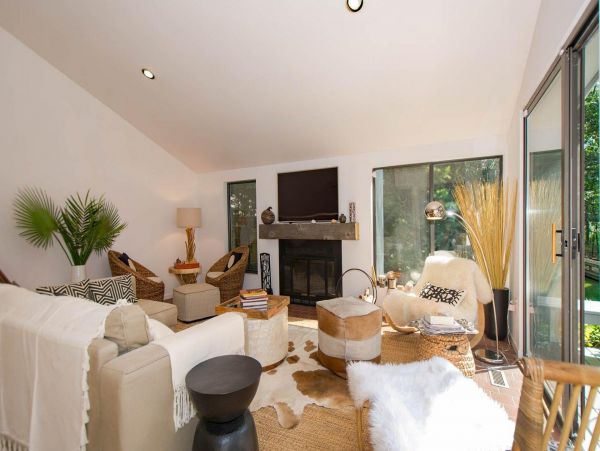 East Hampton Vacation Pool Home 4 Bedroom