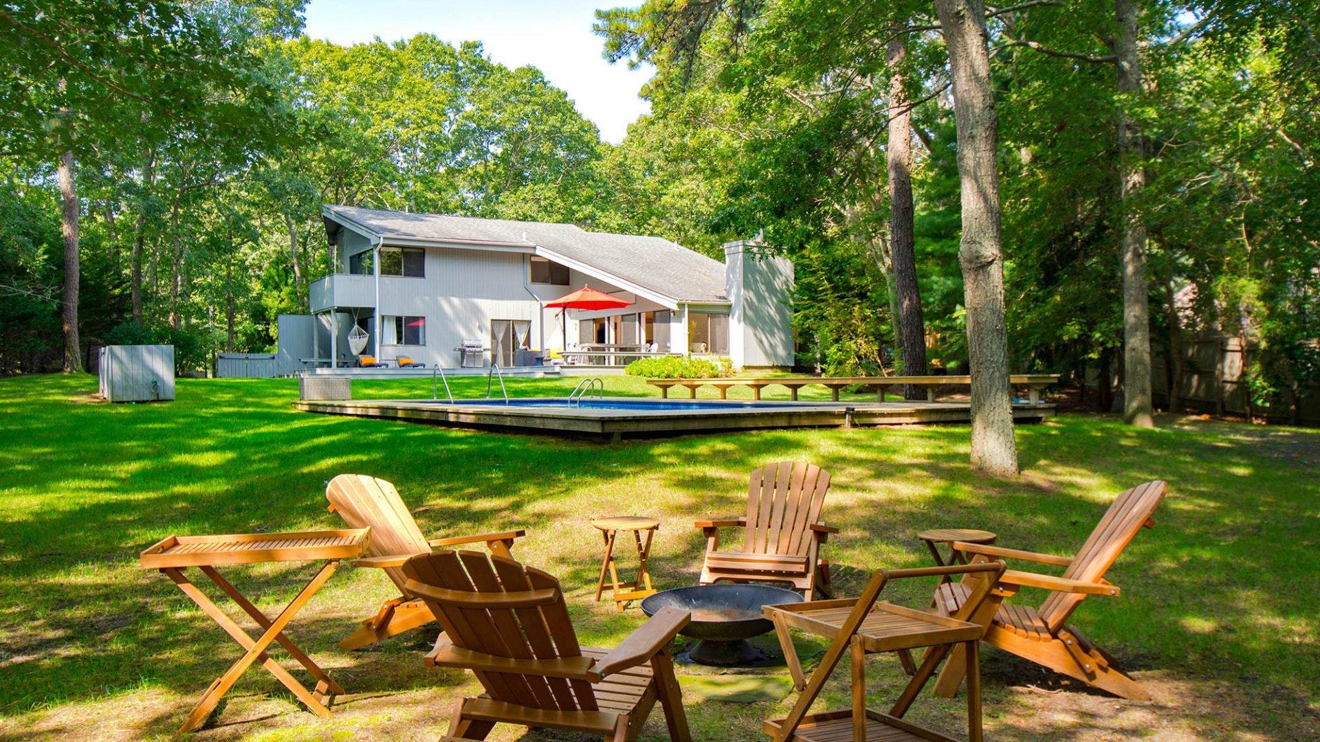 East Hampton Vacation Pool Home 4 Bedroom