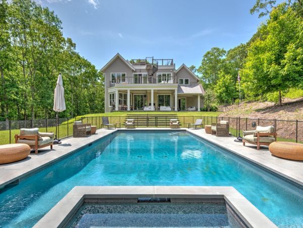 Amagansett Vacation Home With Pool Six Bedroom