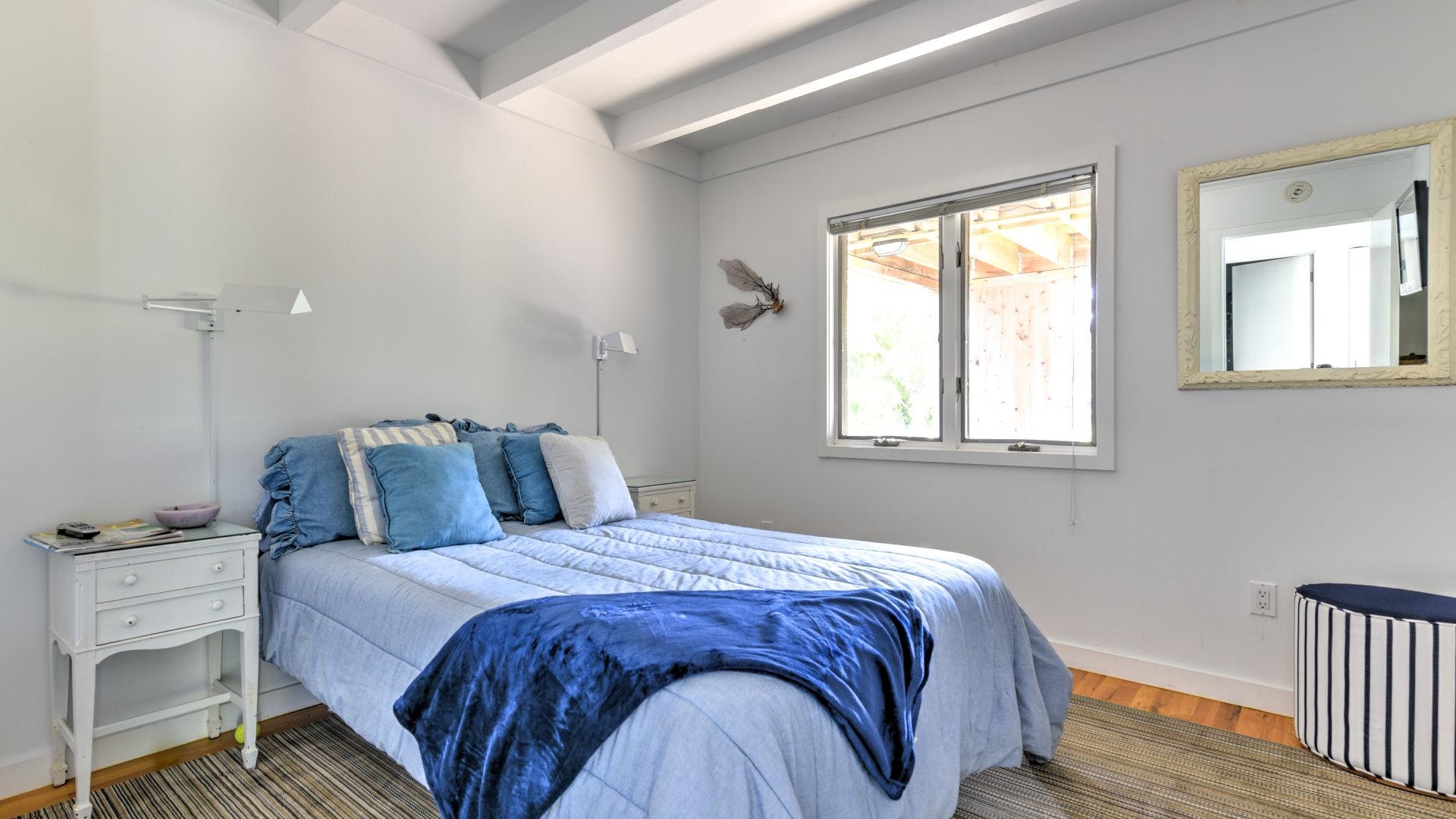 Hamptons Home 999735