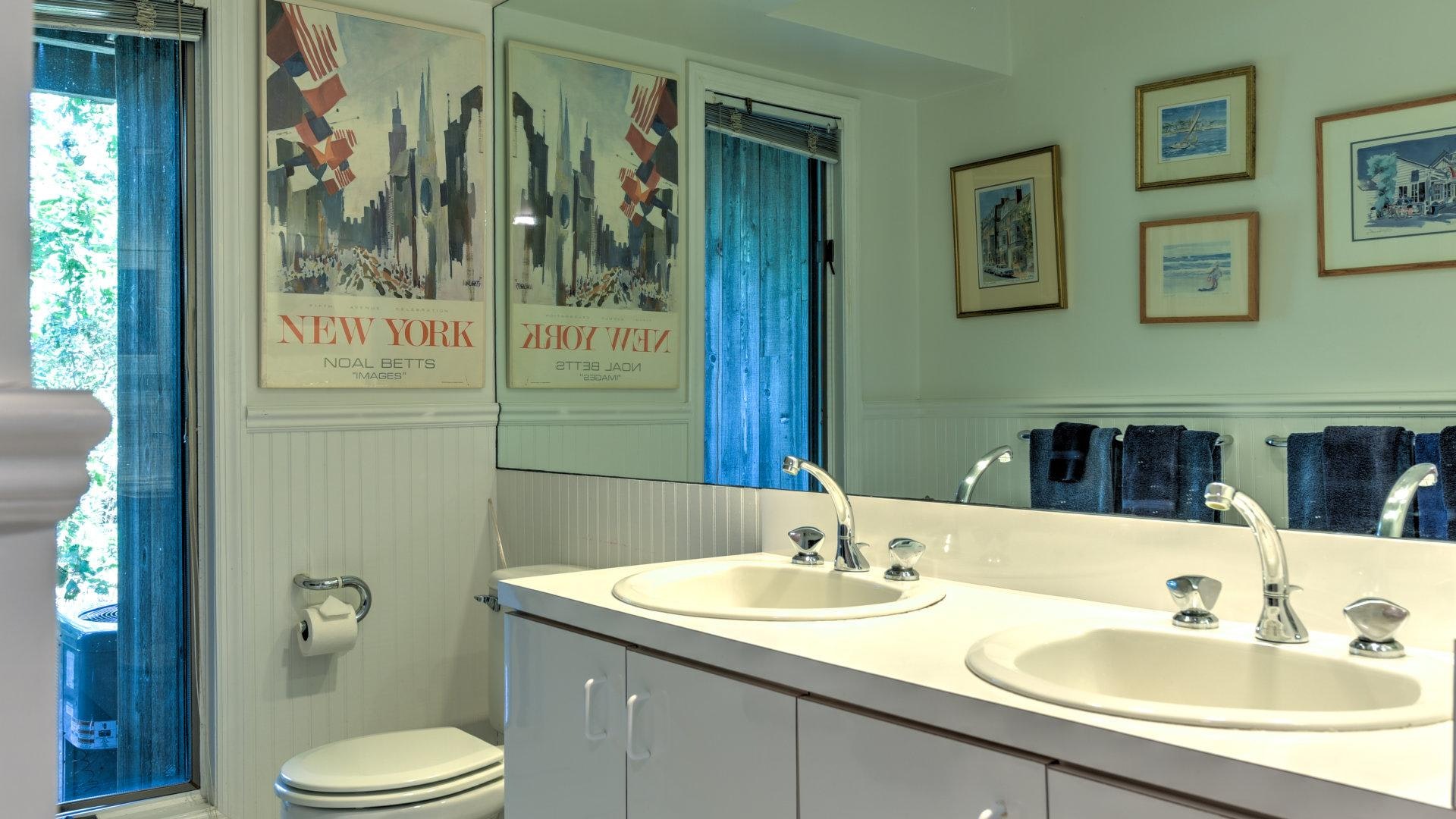 Hamptons Home 999735
