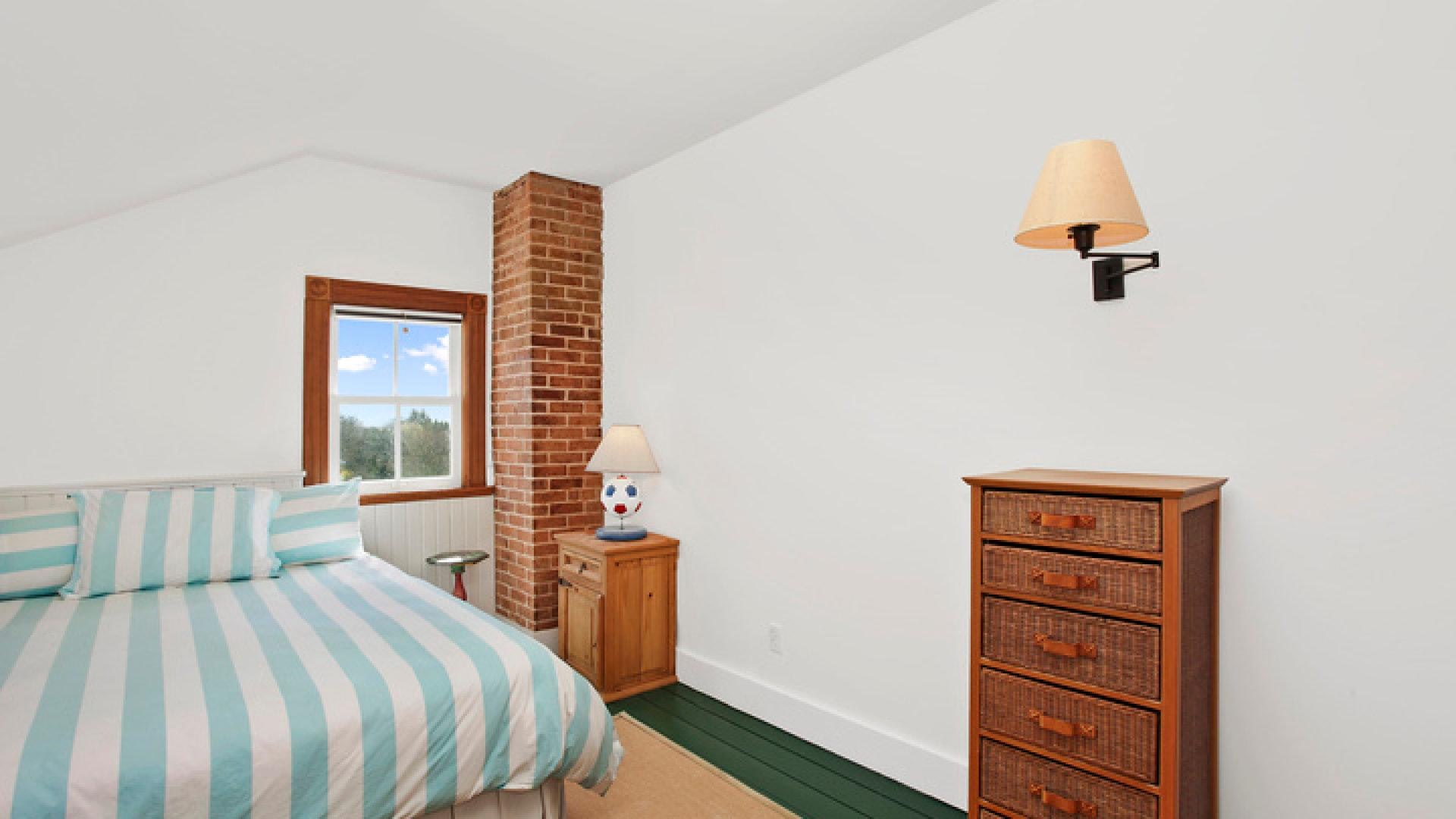 Beautiful Hamptons Vacation Rental With Private Pool