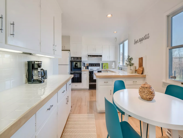 Beautiful Hamptons Vacation Rental Home with Private Pool