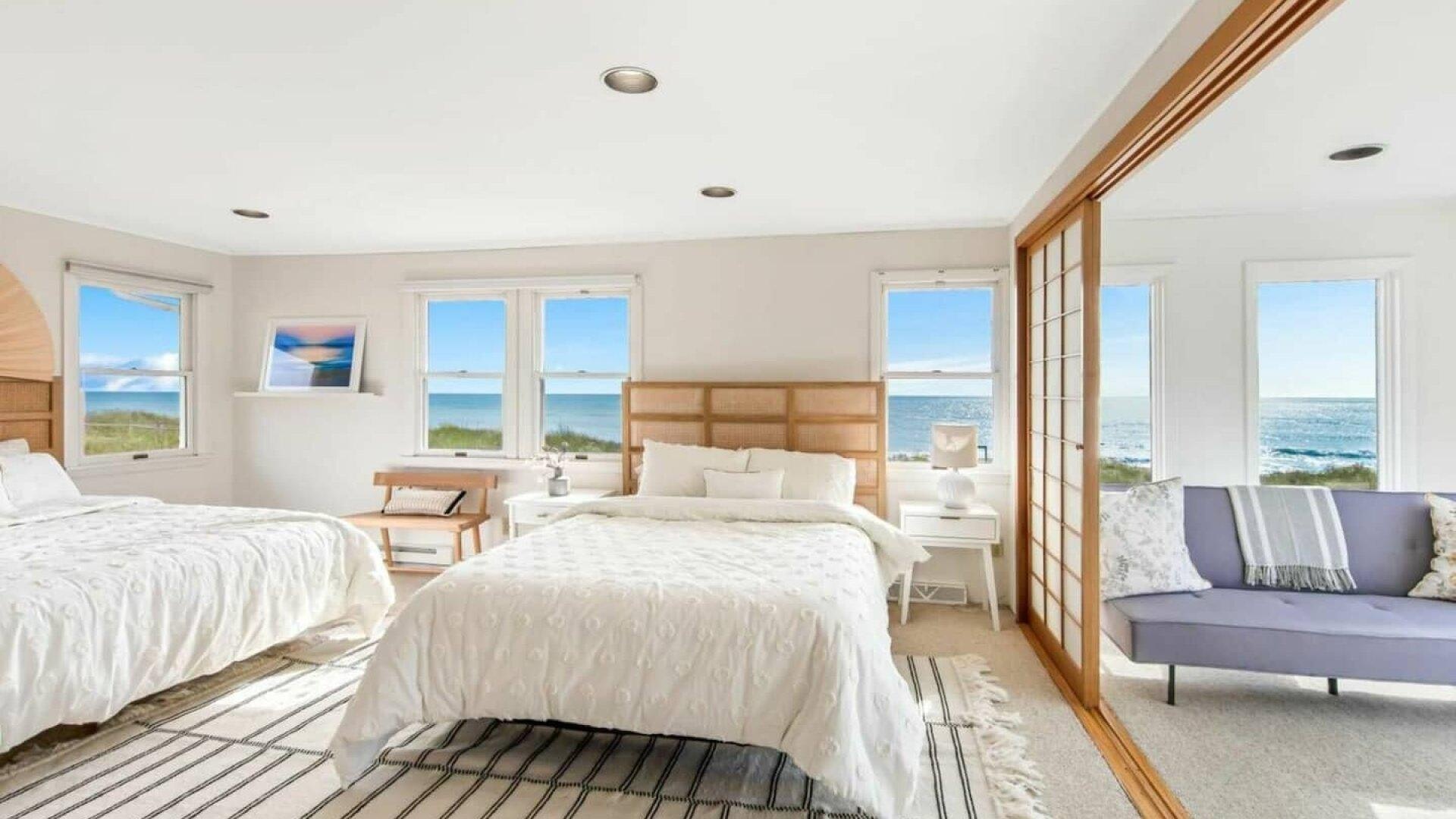 Beautiful Hamptons Vacation Rental Home with Private Pool