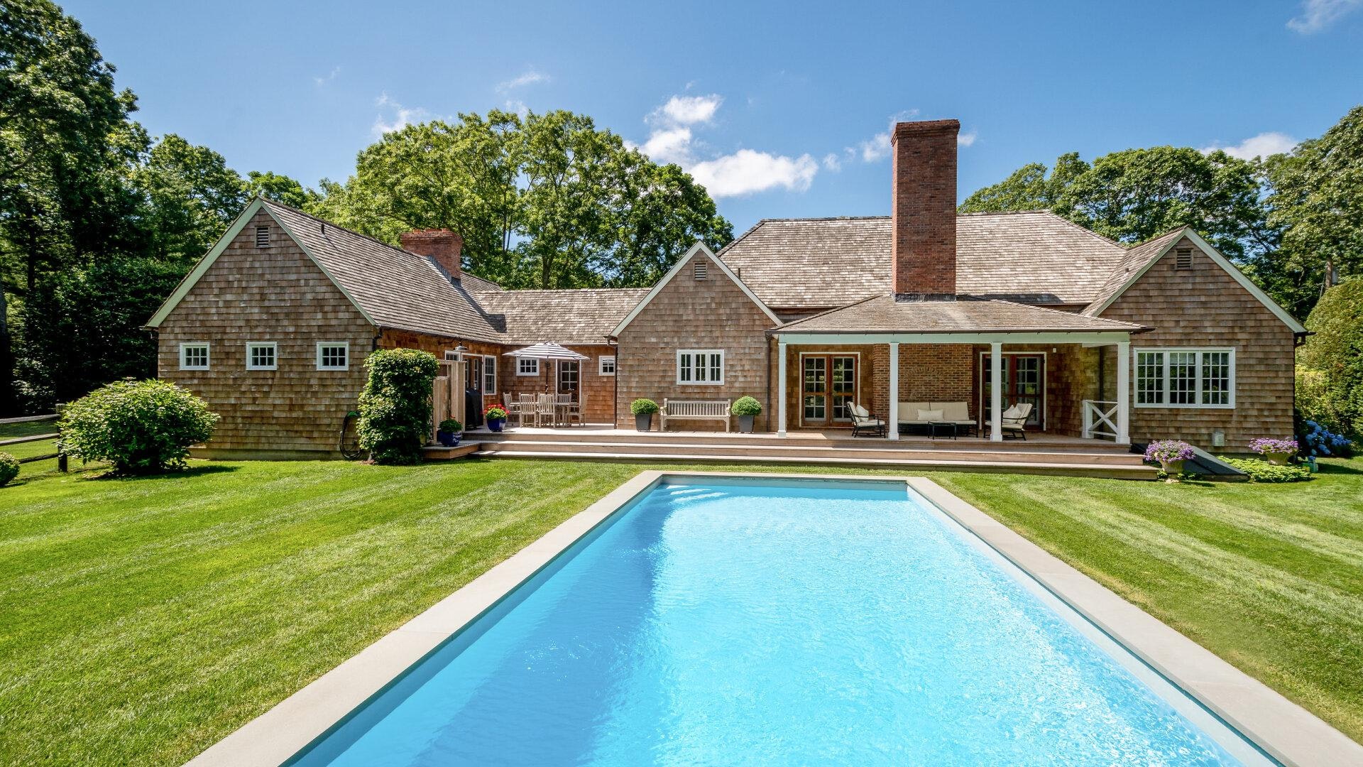 Hamptons Home 999740