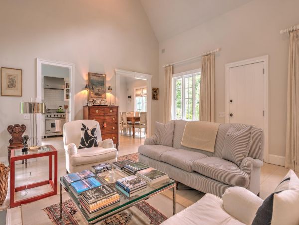Hamptons Home 999740