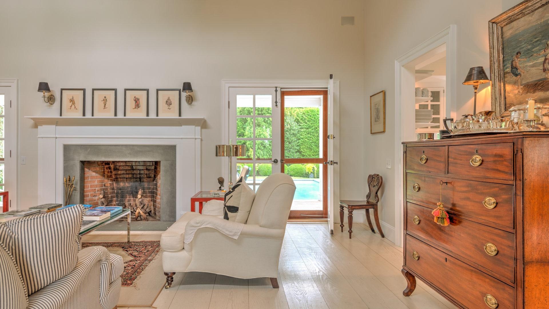 Hamptons Home 999740