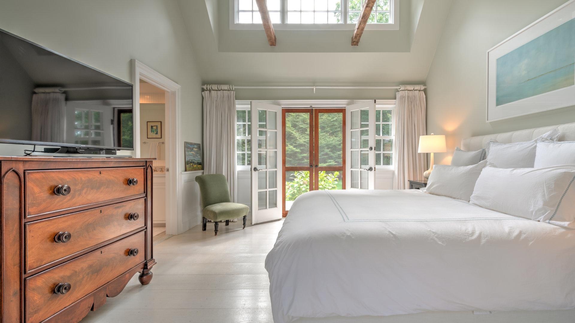 Hamptons Home 999740