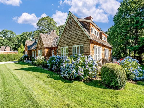 Hamptons Home 999740