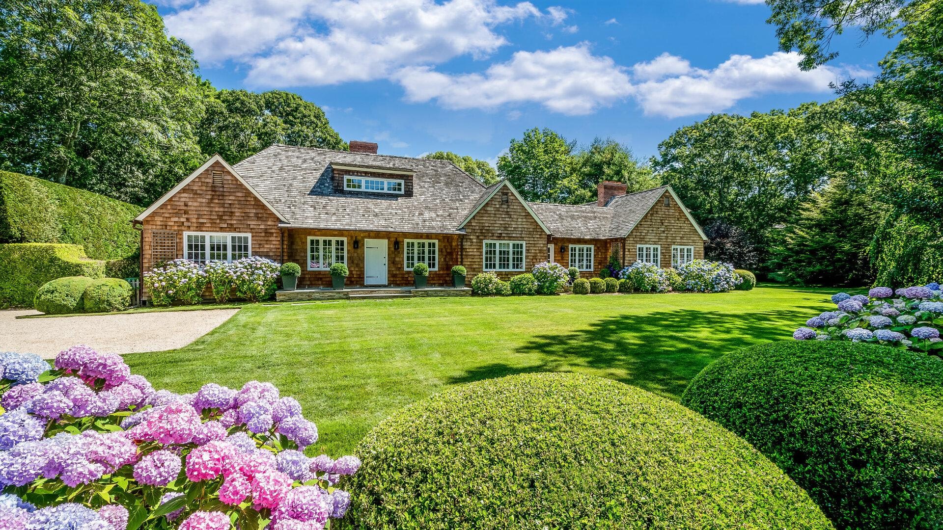 Hamptons Home 999740