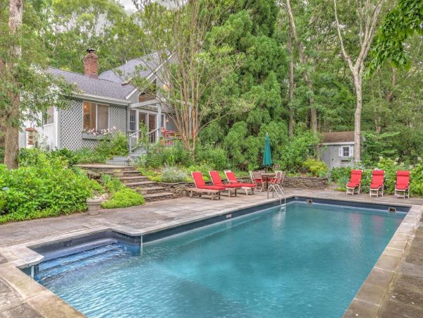 East Hampton Luxury Vacation Pool Home