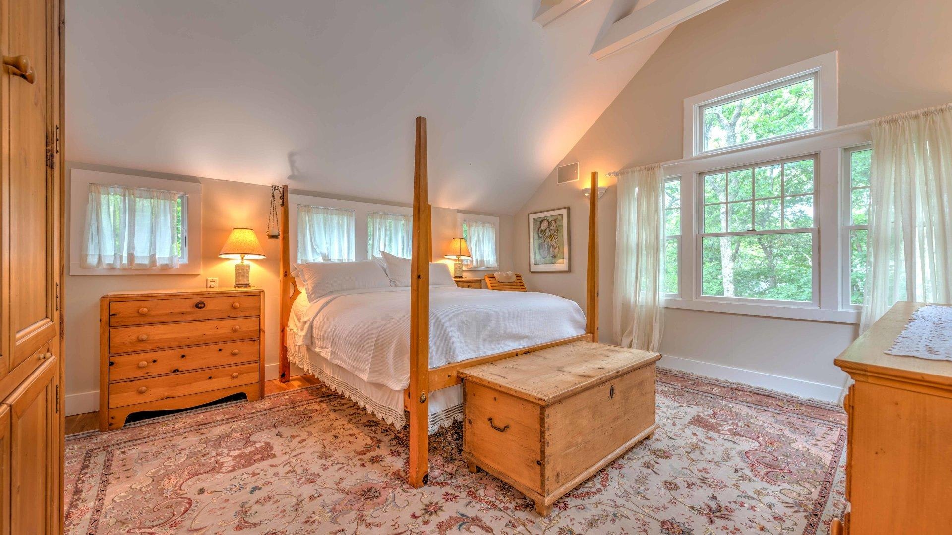 East Hampton Luxury Vacation Pool Home