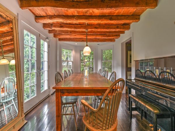 Walk to Beach Hamptons Vacation Home Six Bedroom