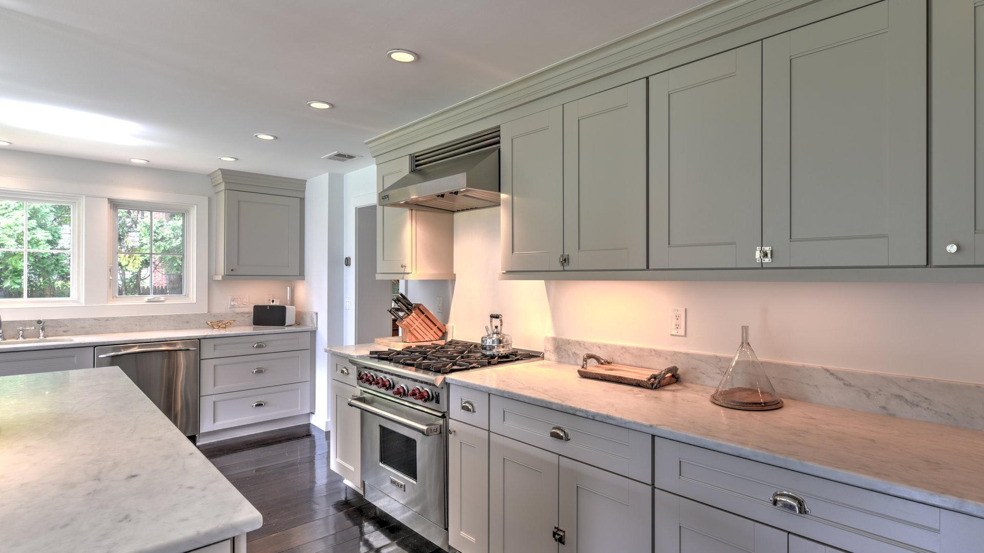 Walk to Beach Hamptons Vacation Home Six Bedroom
