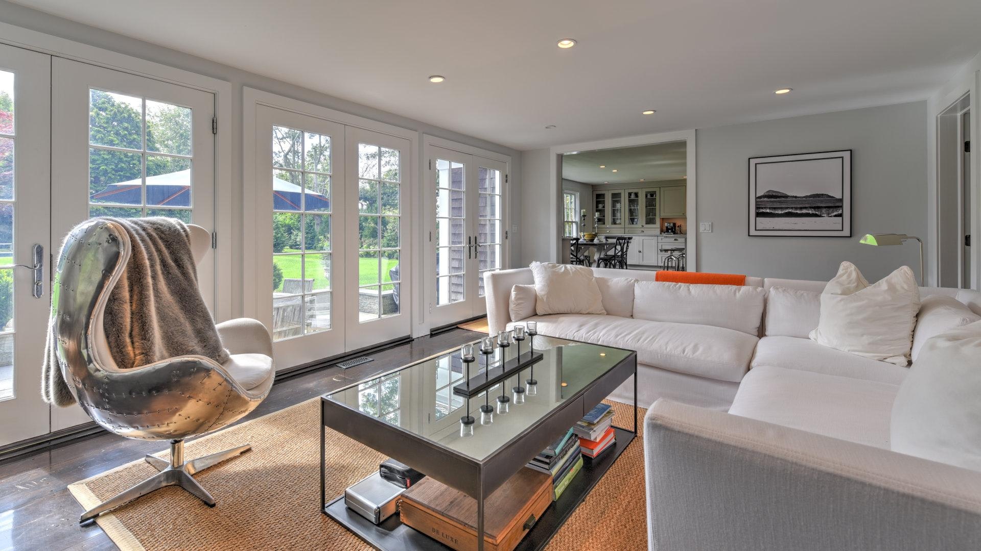 Walk to Beach Hamptons Vacation Home Six Bedroom