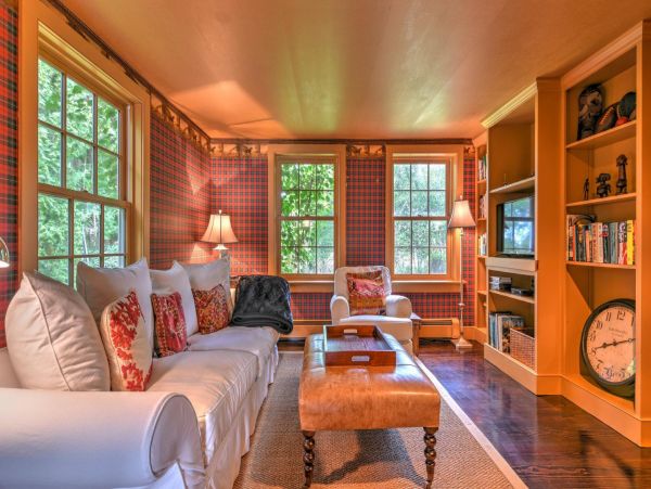Walk to Beach Hamptons Vacation Home Six Bedroom