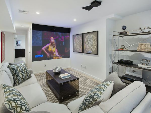 Hamptons Home 999746