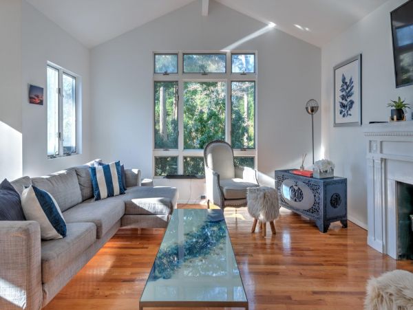 Hamptons Home 999750