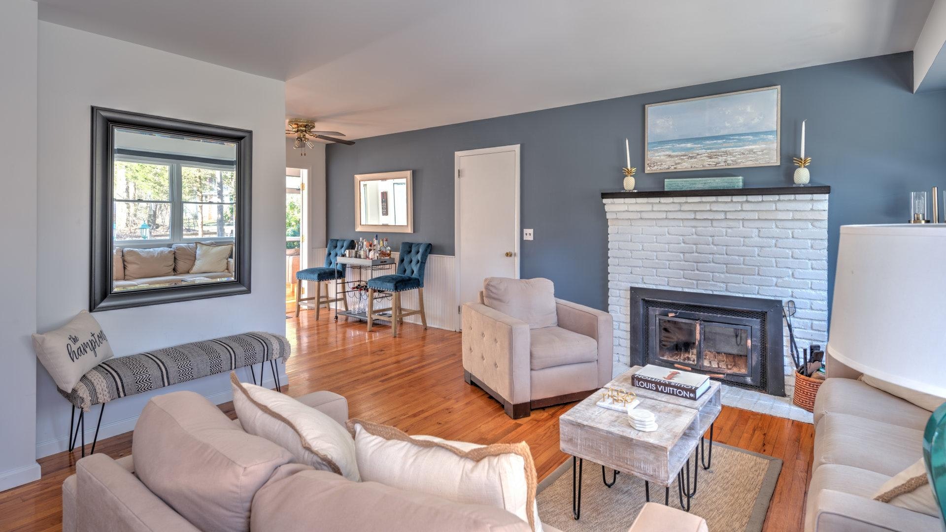Hamptons Home 999750