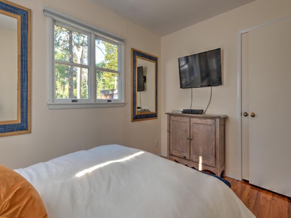 Hamptons Home 999750