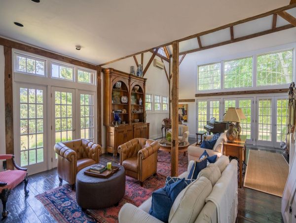 Hamptons Home 999751