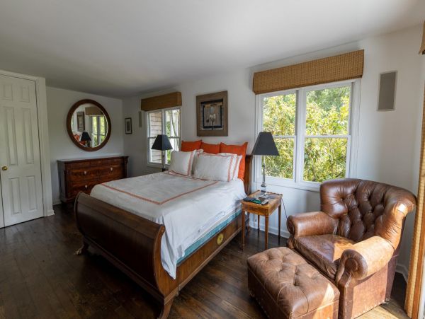 Gorgeous Hamptons Compound with Private Pool, Cinema & Spa