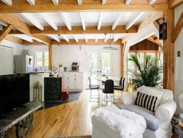 Hamptons Home 999754