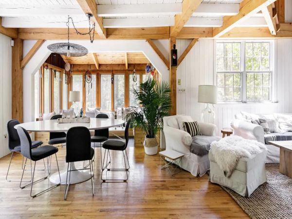 Hamptons Home 999754