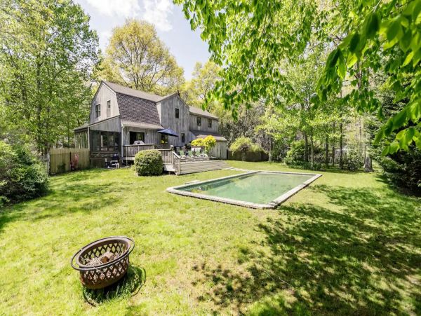 Hamptons Home 999754