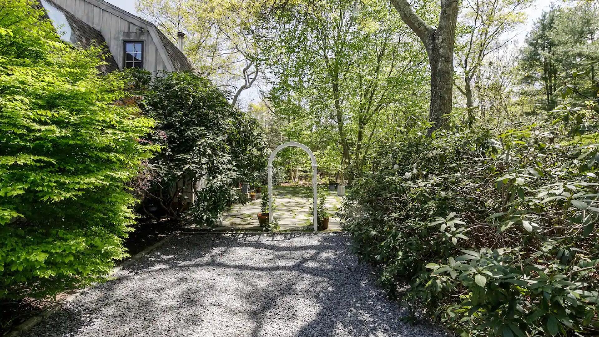 Hamptons Home 999754