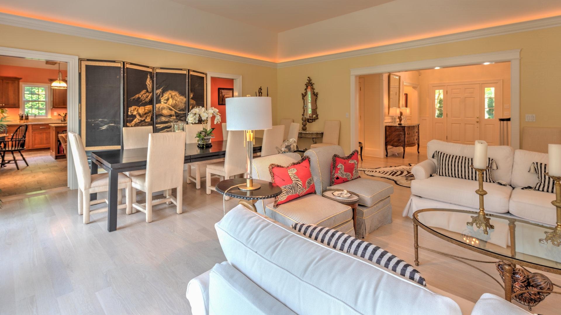 Beautiful Hamptons Vacation Rental with Private Pool