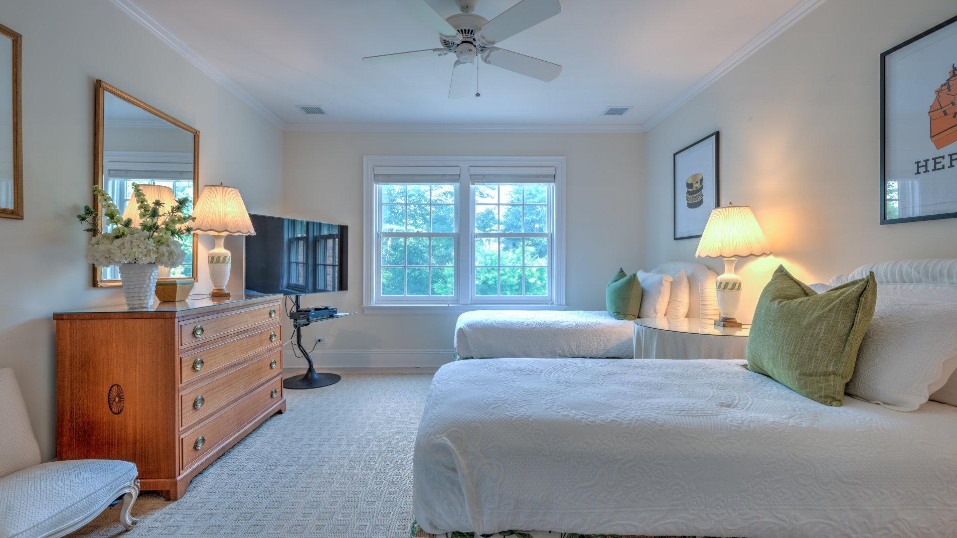 Beautiful Hamptons Vacation Rental with Private Pool