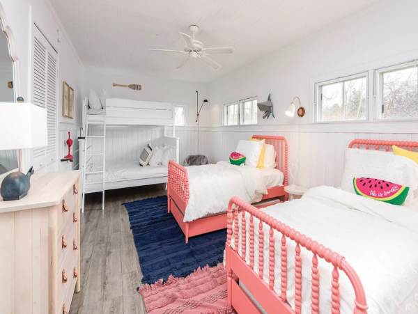 Montauk Vacation Home Four Bedroom with Pool