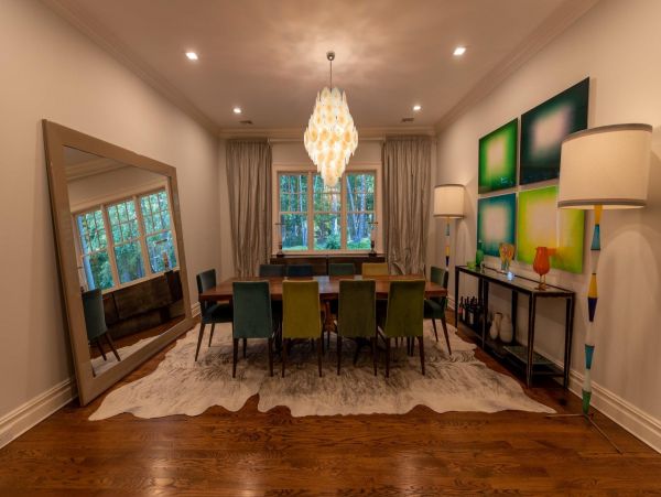 Gorgeous Hamptons Vacation Home with Private Pool Sleeps 10