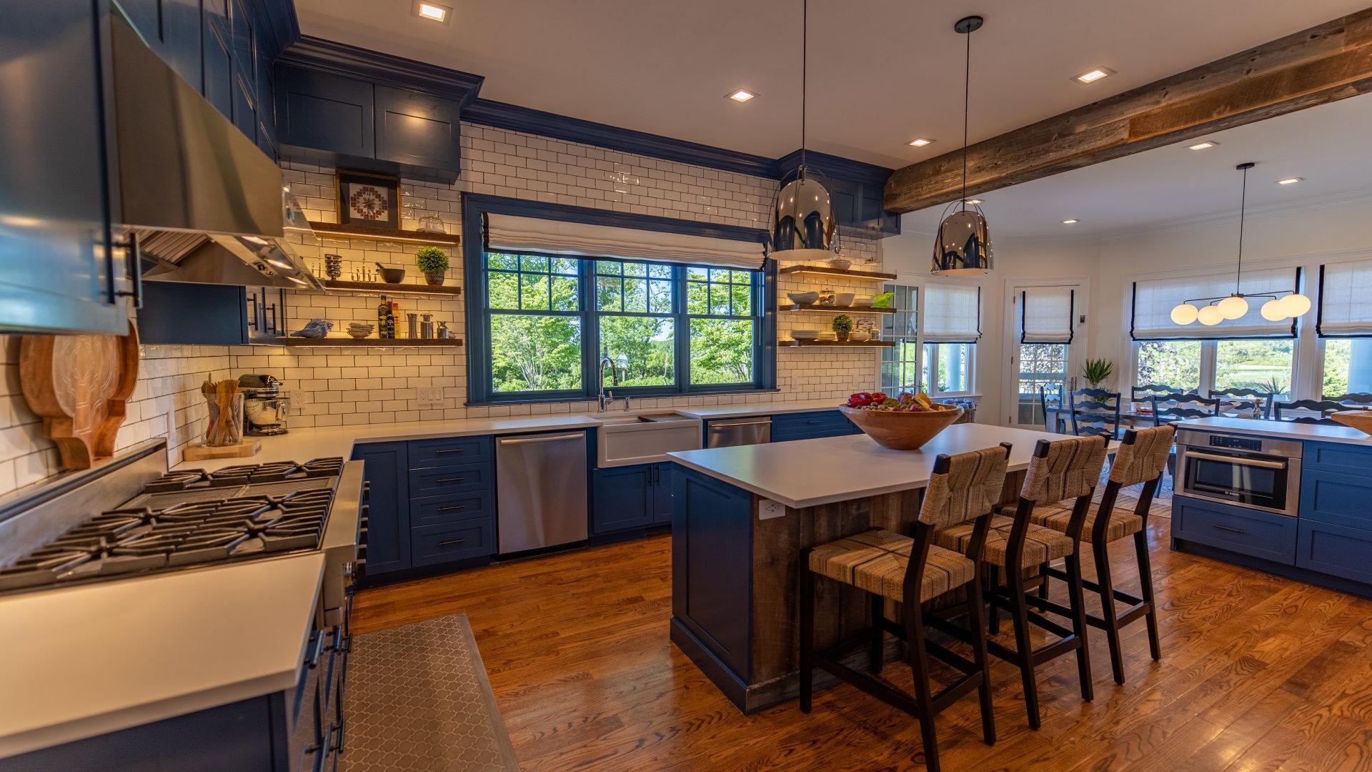 Gorgeous Hamptons Vacation Home with Private Pool Sleeps 10