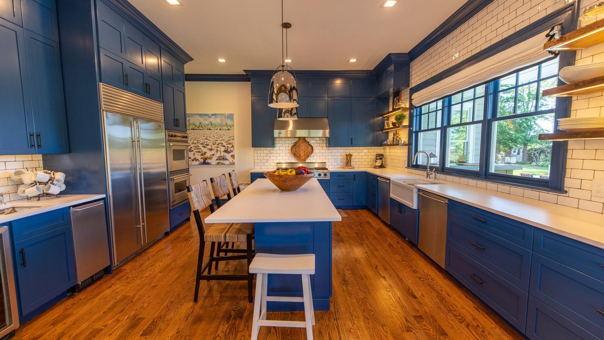 Gorgeous Hamptons Vacation Home with Private Pool Sleeps 10