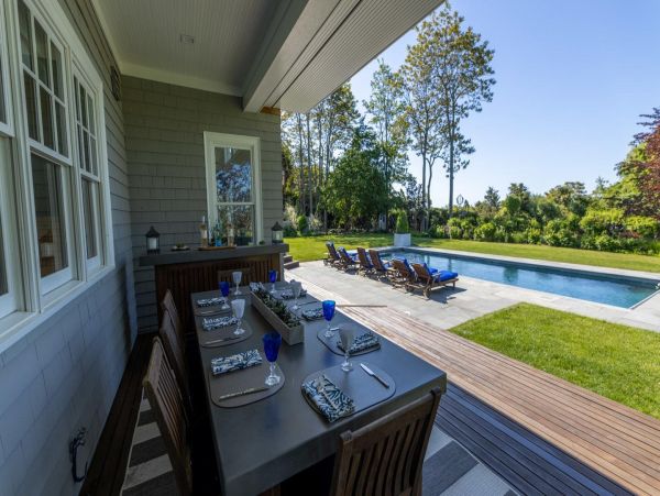 Gorgeous Hamptons Vacation Home with Private Pool Sleeps 10