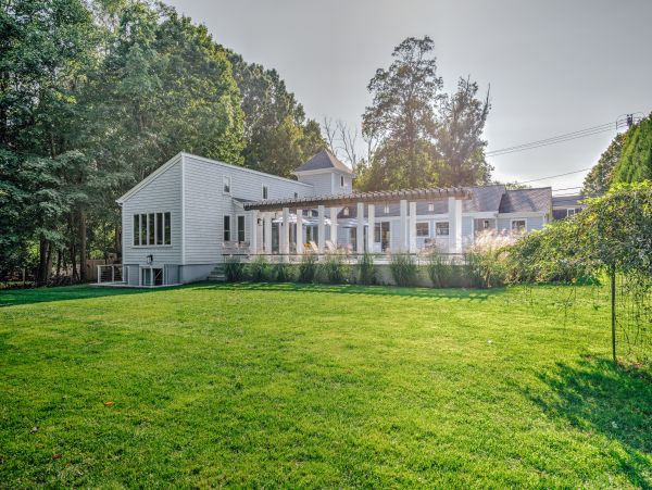 Hamptons Home 999766