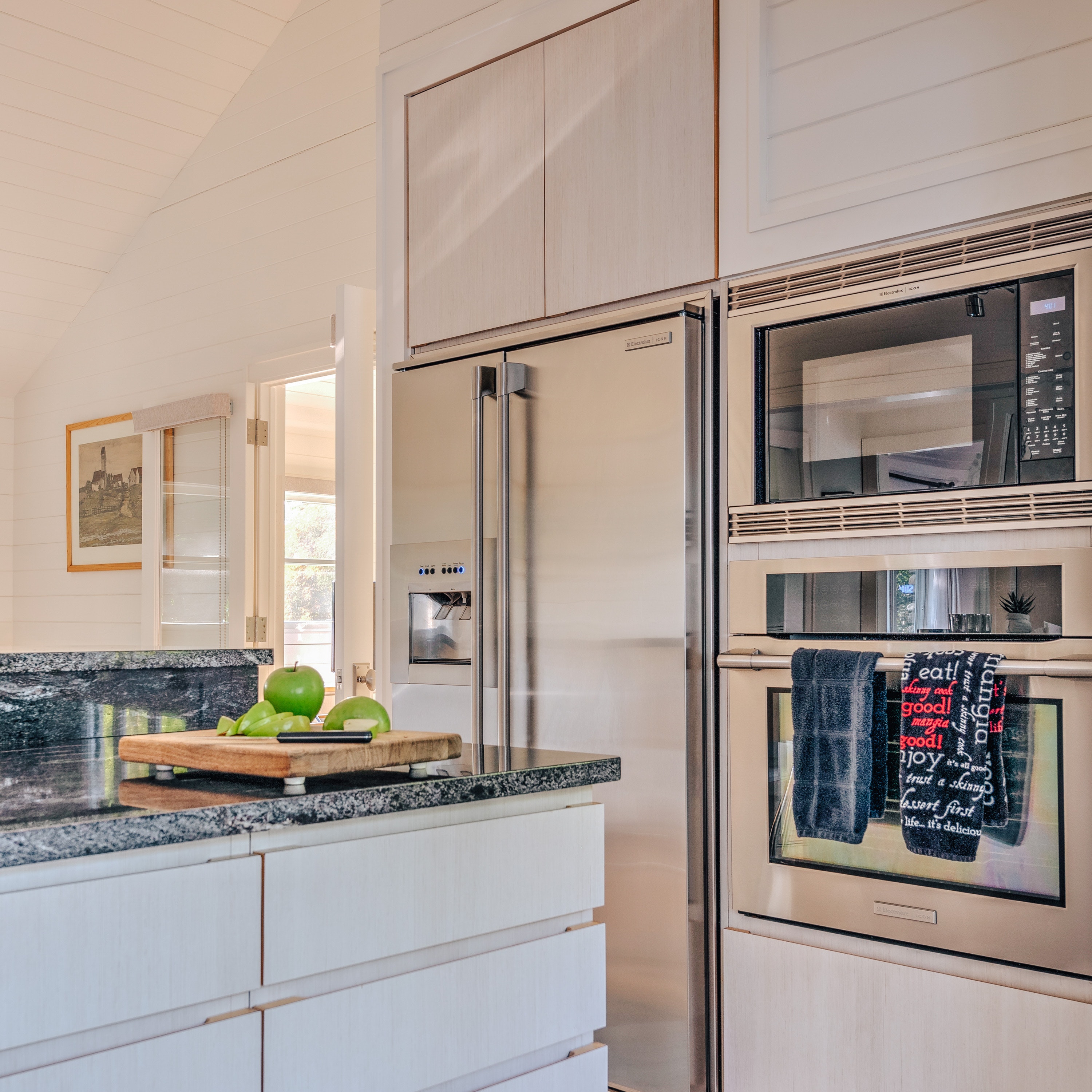 Hamptons Home 999766