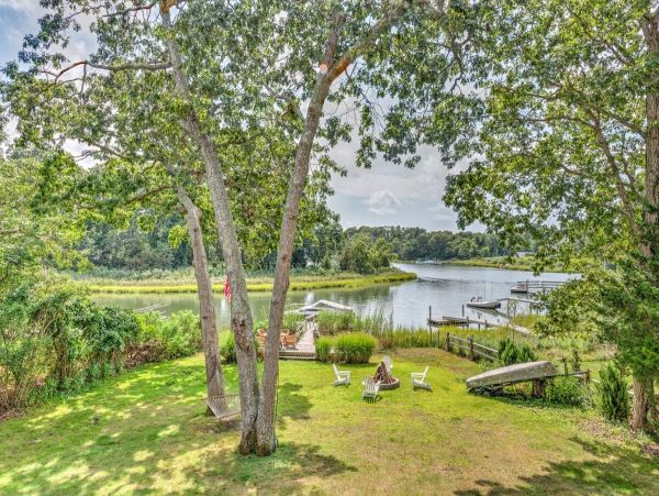 Hamptons Home 999769