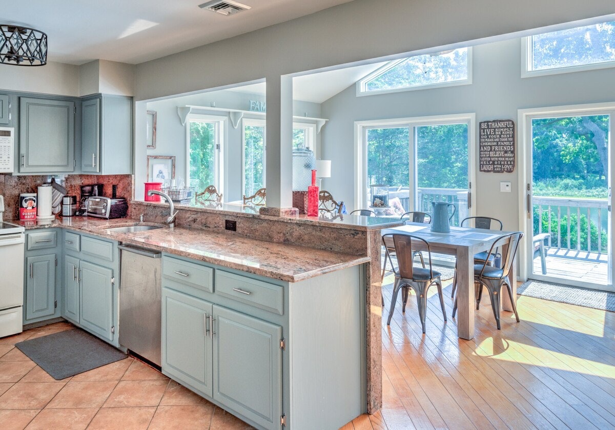 Hamptons Home 999769