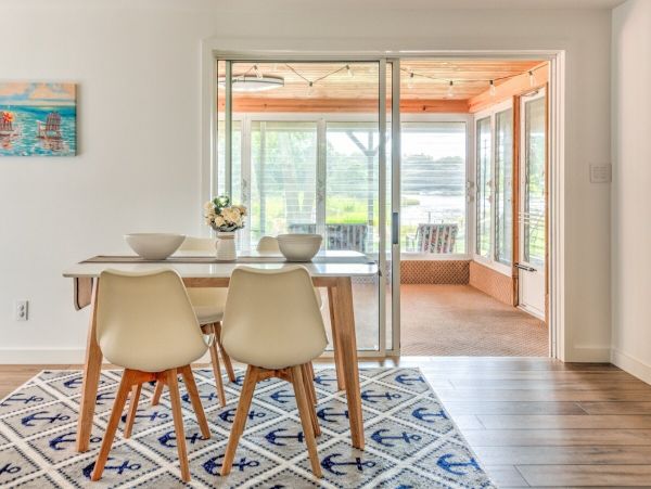 Hamptons Home 999769