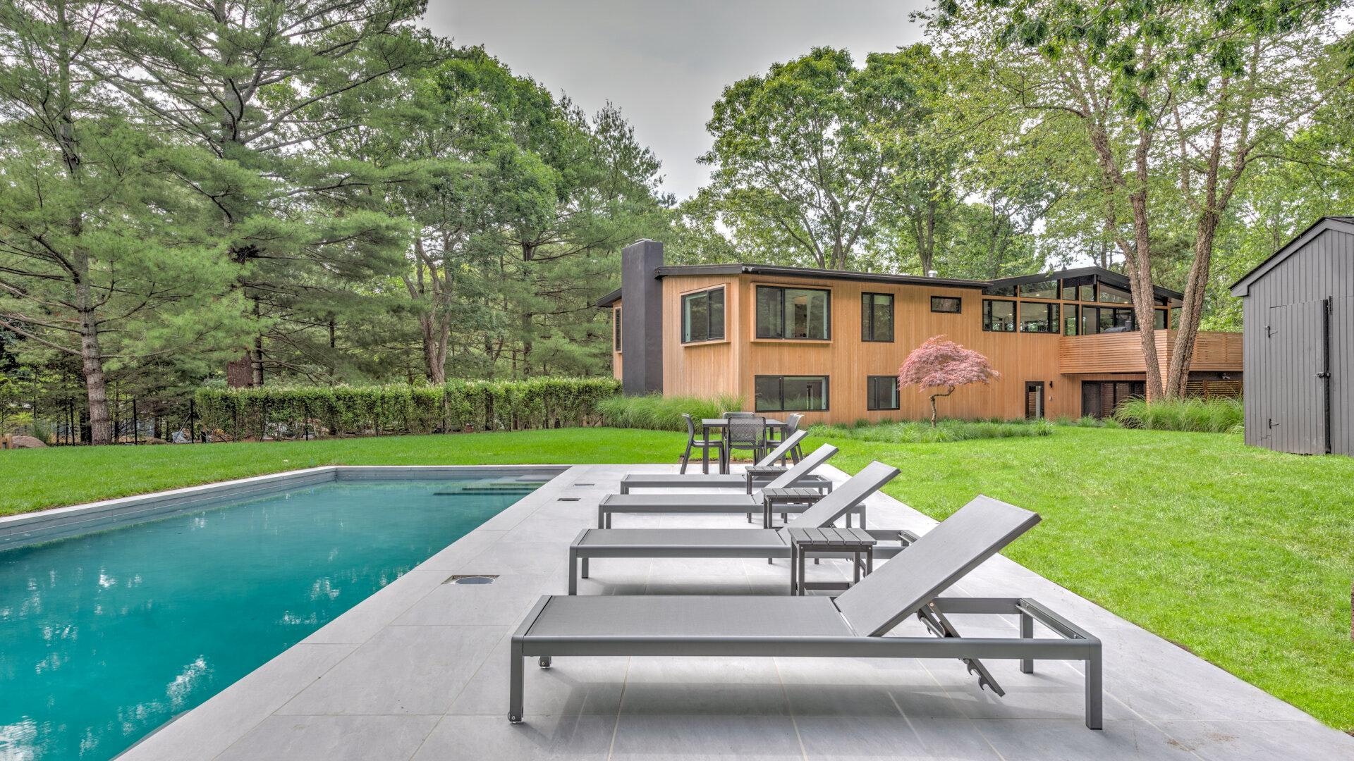Beautiful Hamptons Vacation Rental with Private Pool
