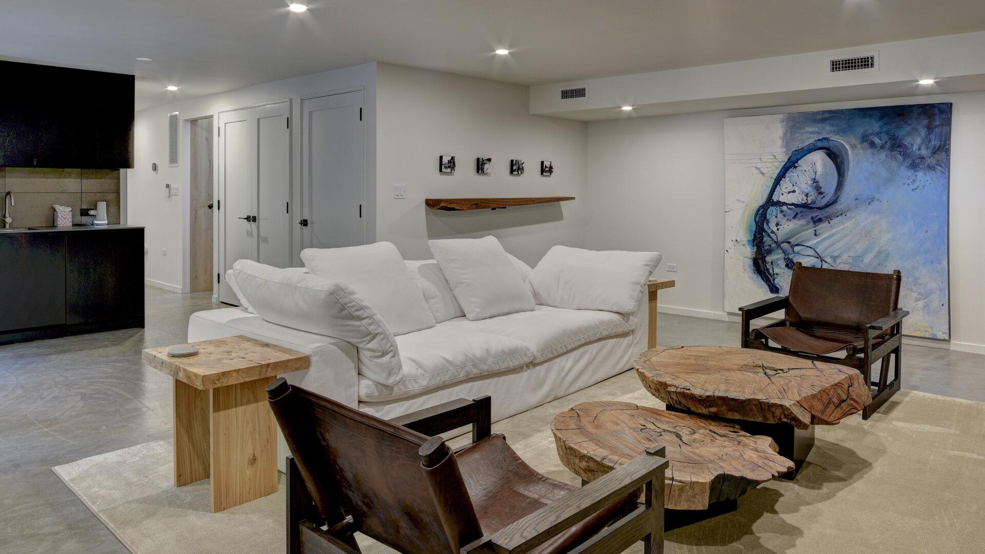 Beautiful Hamptons Vacation Rental with Private Pool