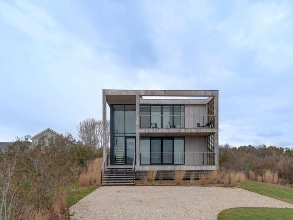Hamptons Home 999771